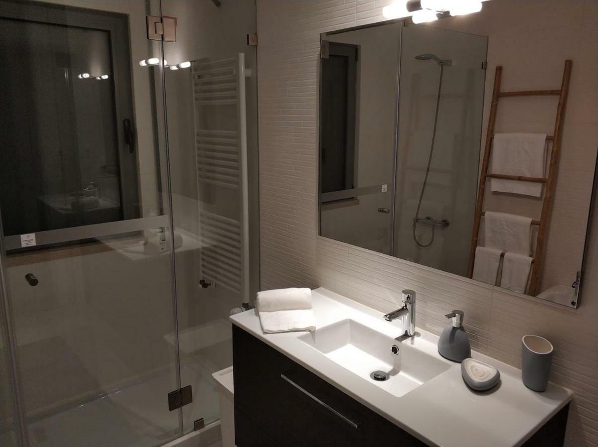 Rafaelo'S Apartment Калдас да Райна Екстериор снимка