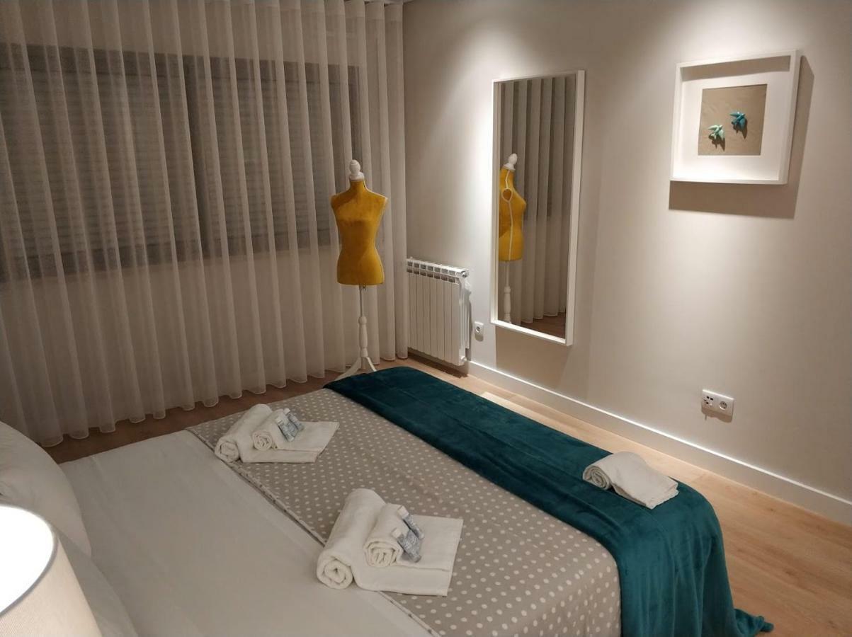 Rafaelo'S Apartment Калдас да Райна Екстериор снимка